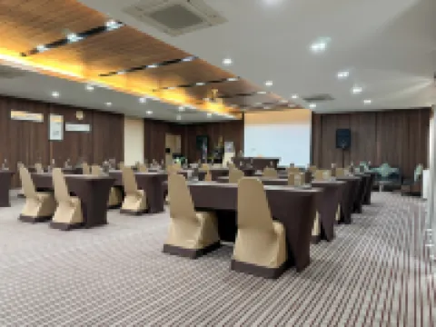 โรงแรมอัมพวาน่านอน โรงแรมในอัมพวา