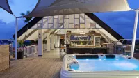 Hotel Daun Bali Seminyak - Romantic