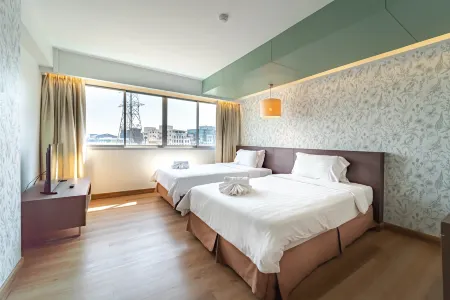 Veronica Residence