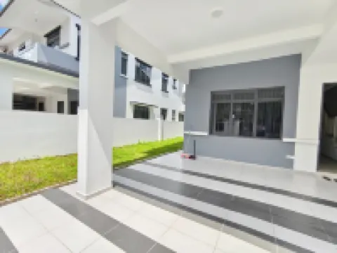 960 Taman Lagenda Kulai Johor Malysia