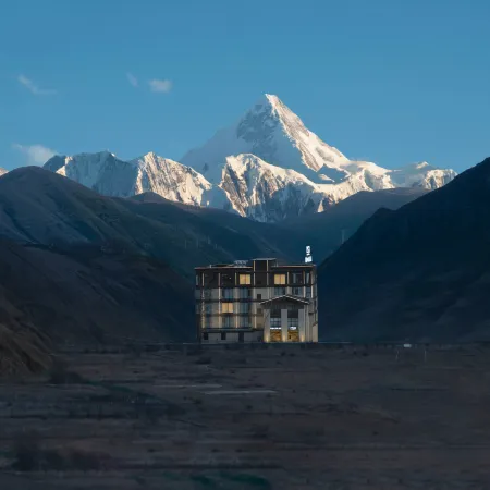 Ozz·nice5·Time Absolution Resort Hotel (Kangding Xinduqiao Branch)