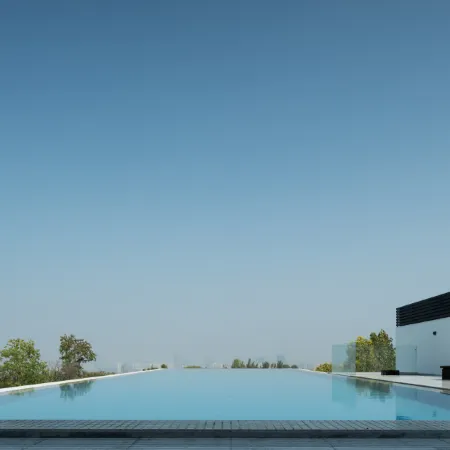 Banshan  Hot Spring Hotel (Luoyang Longmen High-Speed Railway Station Branch)