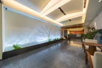晶萃飯店（武漢黃鶴樓首義廣場店） - 平價