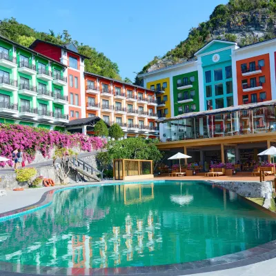The May Legend Catba Hotels near Hospital Cave