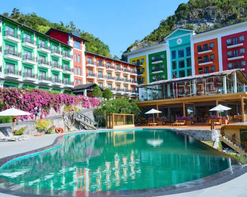 The May Legend Catba Hotels near Cat Ba Beach
