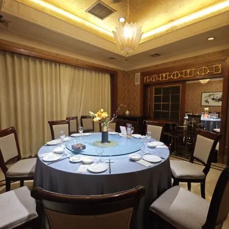 Sanqin rixi hotel
