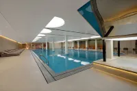 Bubble Hall Hotel - Pools