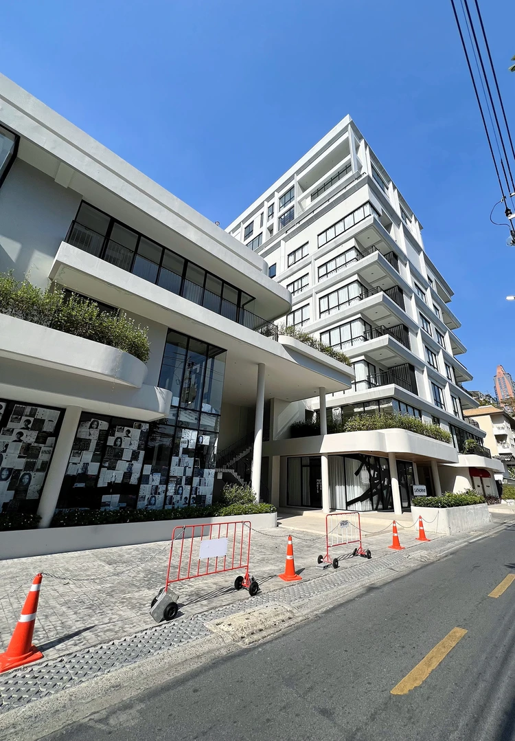 รูปภาพของสาทร 111