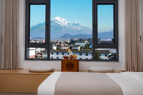 Xinhe Xiaoyuan Homestay (Lijiang High speed Railway Station)