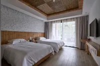 the Mountain the Water Yunxiju Guesthouse
