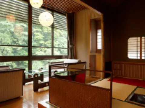 奥三河・湯谷温泉 はづ別館 新城のホテル