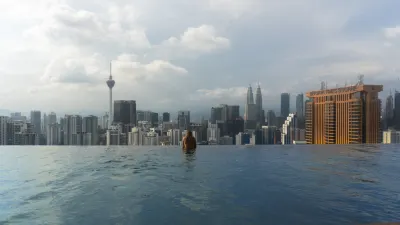 Harmony Luxury Suites At Lucentia Bukit Bintang City Center Hotel di Pudu