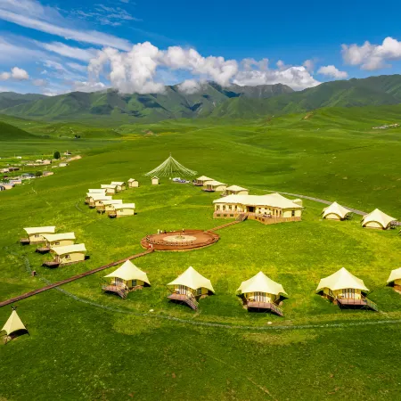 Xiahe Sangke Tianjing Camp