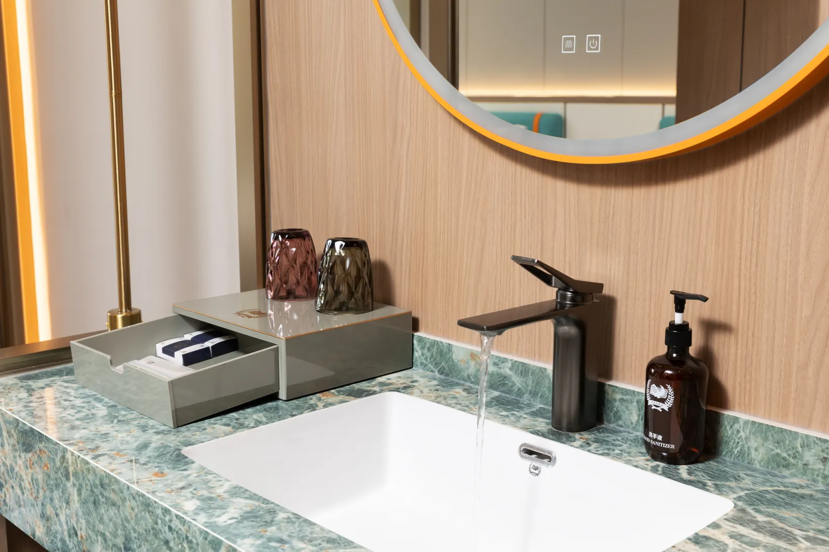 Jiuzhaigou Northwest Grand Hotel Zimmer Photos