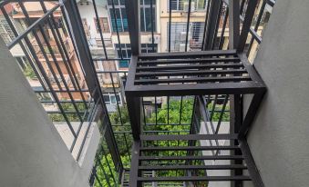 Era Apartment Nguyen Khanh Toan