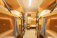Yujian Lechao hostel（The Bund Nanjing Road Branch）