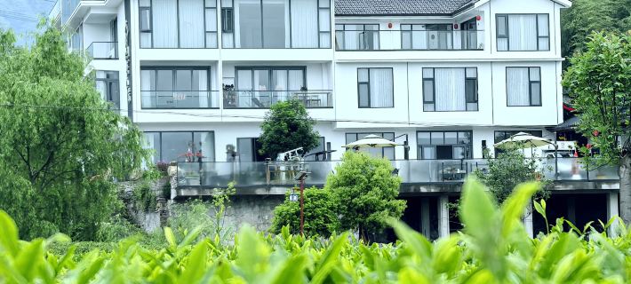 Jinwan Xiaozhu Hotels in Hefeng