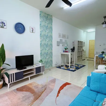 Sri Ixora Kajang | Spacious 3BR w/ Full A/C