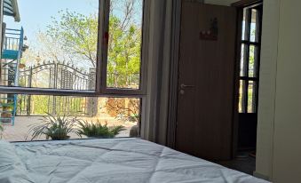 Linquanli Shanshui Life Homestay (Zhengzhou Wuyunshan Mountain Ecological Park)