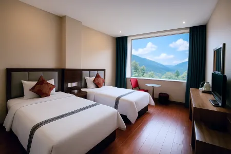 Daocheng Yatulinka Hotel (Daocheng Yading Visitor Center) Отели рядом с достопримечательностью «Xiannairi»