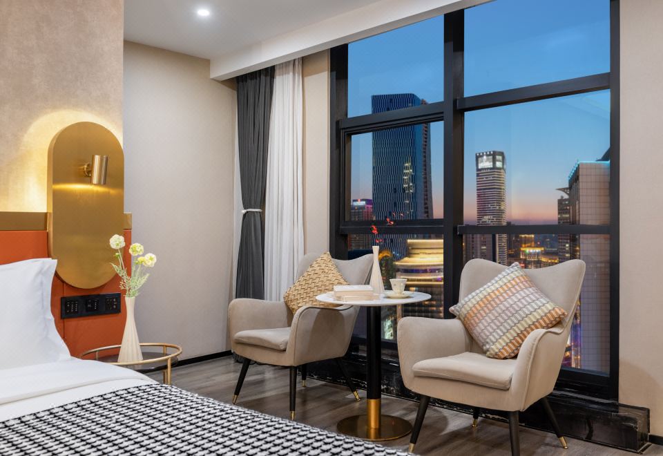 무브 리버뷰 호텔