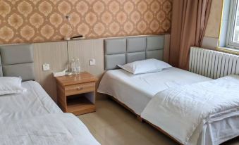 Zhengzhou Xunjian Hotel (CBD Convention and Exhibition Center Agriculture South Road Subway Station)