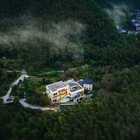 Qixili · Private Hot Spring Design Guesthouse (Jing Moon Bay Tourist Resort)