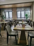 MUGA DESIGNER HOTEL - breakfast