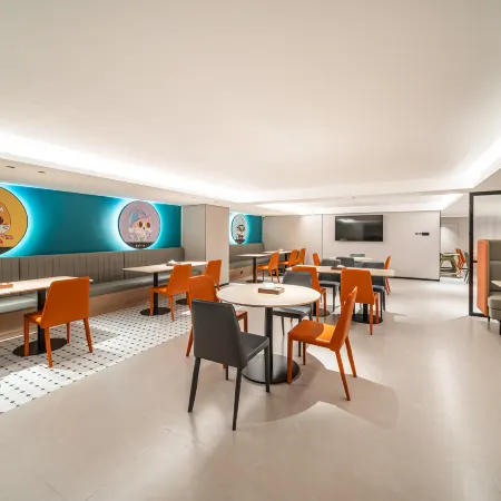 City Comfort Inn Hotel (Jiangmen Juncheng Building)