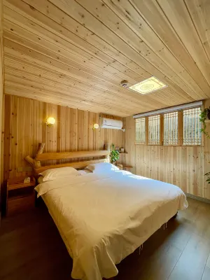 qinglanju Hotels in Shouning