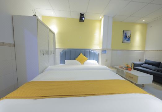 Nanyu Light Luxury Design Apartment