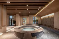Wanda Moments Hot Spring Hotel (Tourism Service Center of West Changbai Mountain) - Hot Springs