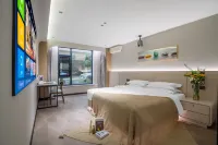 金皇·未來酒店（蒙自民安路店） 鄰近KVT酒吧足療會所用品的酒店