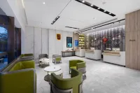 Countryside Yaqing Hotel (Shantou High-speed Railway Station Xinjin Food Plaza)