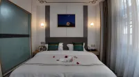 Motuo Mohe Yixiang Hotel (Lianhua Park)
