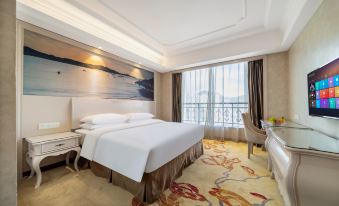 Holiday BinHui Hotel