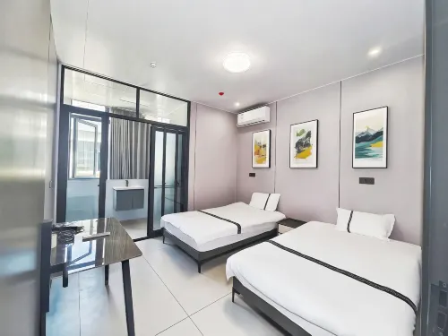 Weilai Space Hotel (Chengtou Town Yaqi Yuanhong Trade City)