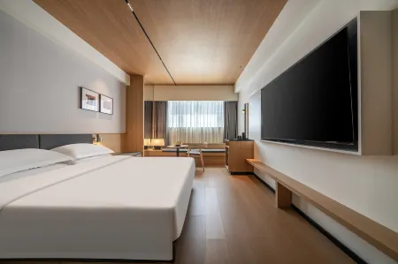 SFEEL Design Hotel (Chengdu Wenjiang Guanghua Park Subway Station) Отели рядом с достопримечательностью «Chengdu Normal University»