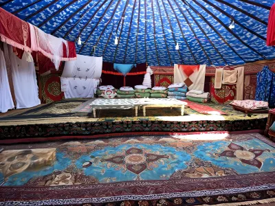 賽里木湖湖心牧語民宿 Hotels near Sayram Lake Muyun Camp