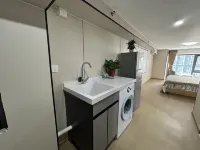 Fengyanju Apartment (Nanjing North City MixC Wanshou Subway Station) Hôtels à : Xingang