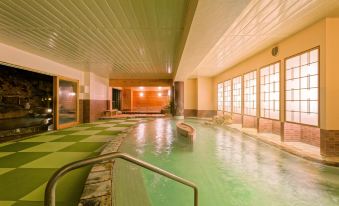 Ooedo onsen Premium Shirahama Saichoraku(Old:Yukai Resort Premium Shirahama Saichoraku)