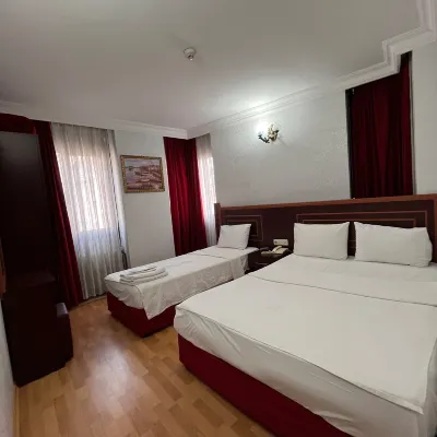 RED WHİTE HOTEL โรงแรมใกล้สถานี Laleli Tram Station