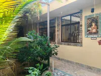 Maha Periyava Kuteeram Hotels near Arulmigu Swaminatha Swamy Temple, Swamimalai