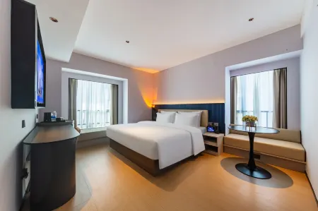 Deramcityhotel Отели рядом с достопримечательностью «Memorial Temple of Han Yu»