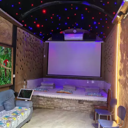 Xiangfen Chaiyi Township Juheng Party Homestay