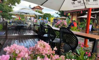 Mi ying Hotel, Lipan