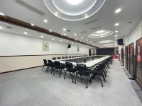 Tuke Resort Hotel (Zhangjiagang Tangqiao RT-Mart) - 2-Star