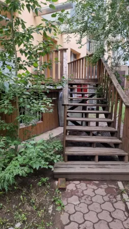 UB Friends Hostel Отели рядом с достопримечательностью «Монгольский национальный исторический музей»