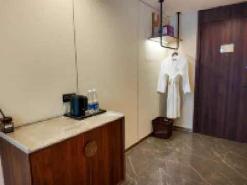 Lucky Star Hotel(Ala-Too Central Square) Hotels in Bishkek