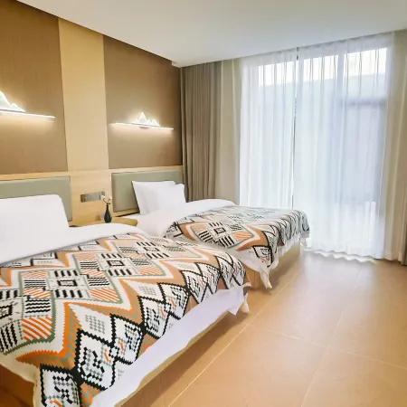 Guanjiangye Homestay (Sayram Lake East Gate Visitor Center)